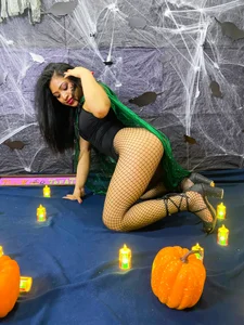 Temptation in the Dark👻🎃 od KelseaDream  5 snímek