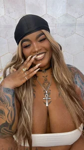 Anaa_Fuentess Unique with a cool gangster style🤟 Immagine  2