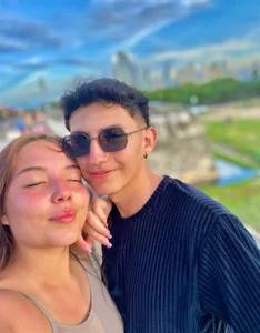 sarah_and_taylor BEACH VACATION💓 Pic