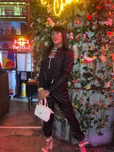 Mel_rousse Party night in Medellín Εικόνα 3