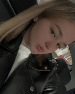 VickyOba Public Immagine  2