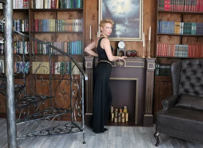 AdrianaSea Do You Want Me To Read For You? Foto 7