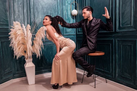 Public de Twisted_Fantasy  2 Imagens