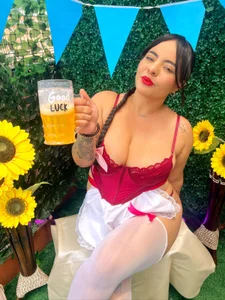 Luciana_r 🍻Oktoberfest🍻 Pic 9