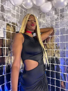 kattyytaylor ¡happy 2025! ✨ Gambar 2