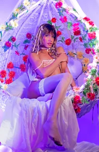 Jonas_Riversのdiva in the gardenの 3枚の写真