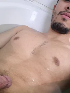 alexxx040420 me Pic 2