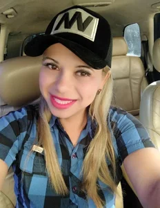 Viky_laconsentida YOUR LOVE IS IMPORTANT TO ME Pic 2