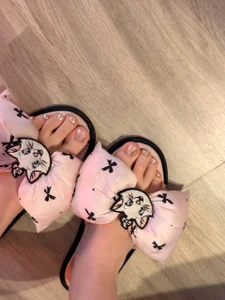 Sweet feets