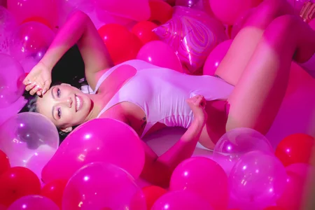 LizzHamilton__ Im back to you! Immagine  2