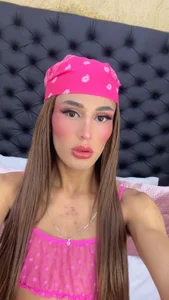 NahomiWhitel Pink hot girl зображення 5