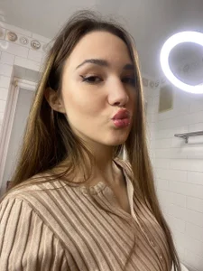 LeenaPuita Photos with a good mood Pic 5