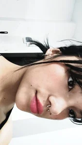 Flaca de Angelaluxx  2 photos