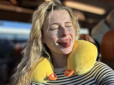 PetiteLexyy 🎿🤍 Pic 3