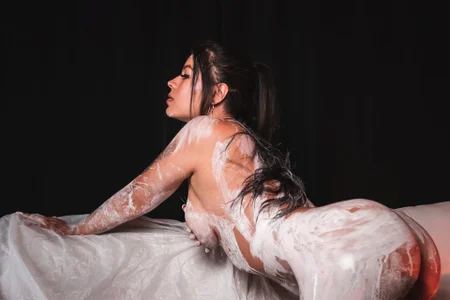 Charlotte_Ice1paint me with your tongue图片 3