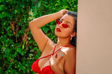 CAYLINCOLLINS Pool Day 👙 Foto