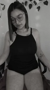 black and white 🤍🖤 de Coralinne__ Foto 2