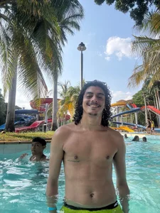 Pool 🔫 de Straight_with_curls  9 Imagens