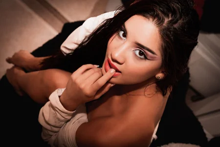 estrellathekk your spoiled Immagine  2