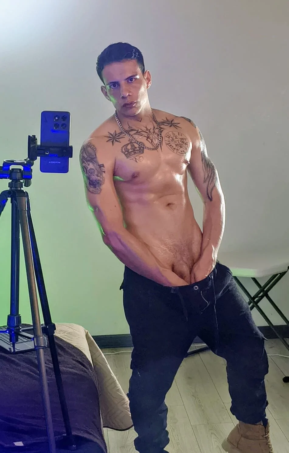 Foto em tendência de Dustin_Sonne 1940