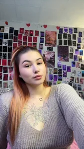 ulya1smitt I am your fire in bed  8. fénykép