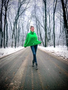 AnnastasiaMills Connect with nature🤍 Pic 4