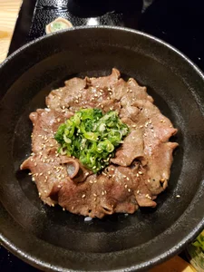 ERIKA-JP-168130 精肉店経営レストラン butcher's restaurant Pic 5