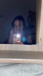 LeonieClaire: Public ( 2 фото)