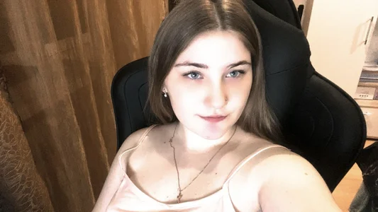 FLOWERS555 Public Kuva 5