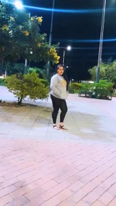 SexxyPamelaのshort walkの 3枚の写真