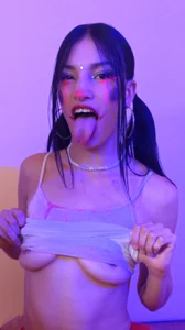 Emma-Wilson Happy Halloween Pic