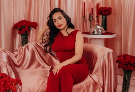 💘MAY LOVE FILL US TODAY AND ALWAYS, HAPPY VALENTINE'S DAY🥵 od ZaraVesari  7 snímek