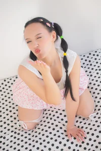 A Shy Little Dream od Cassadyy  9 snímek
