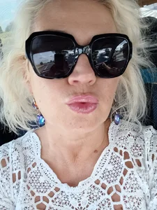 glamour_kitten Holidays Εικόνα 3