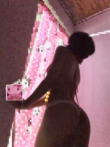 Laurisse_soft My body  2. fénykép