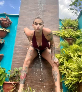 alicetgirlbr Public Gambar 4