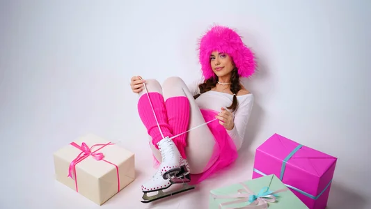 ArianaAllens 🎄🩷 Immagine  3