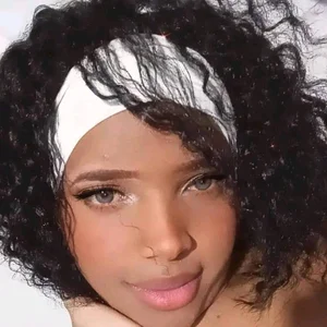 Public de ShanayaKops  2 Imagens