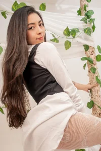 canelleGarces ✨ Pic 5