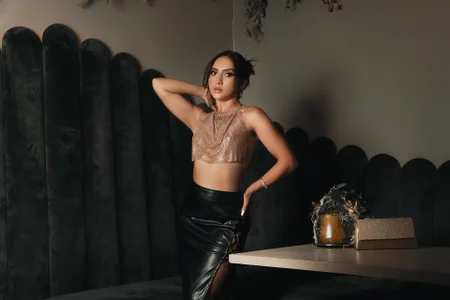 MollySundersX Evening dinner Pic