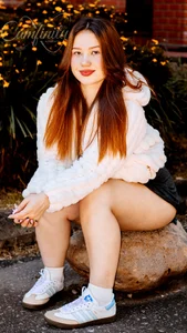 Roxie-Summers11 White Desire 🤍 Pic 3