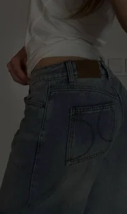 Mia_shy1 jeans Foto