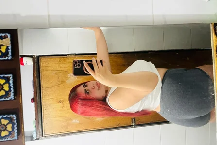 Zdjęcia sofierouseS hi guys🔥🔥: 