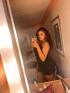 NenaDempster live Pic 2