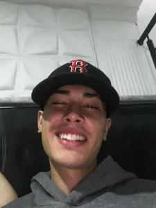 Public de Sam_Donovan  3 Imagens