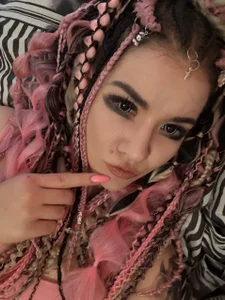 yoo^^ de Lina_Moony  3 Imagens