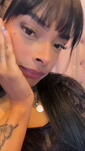 EmmaEbony_ “I Know You’re Watching… I Like It” Pic 3