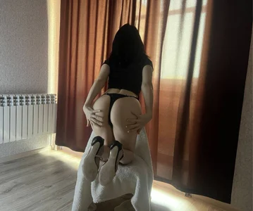 adriana_ravenPublic图片 7