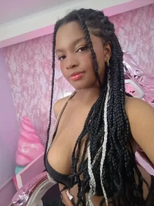 mychell_ch kullanıcısının ready for you loves 💜🥴😈 albümü -  2 fotoğraf