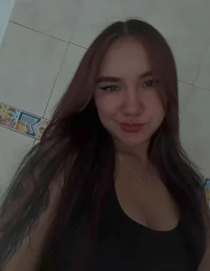 Liana_cute Public Pic 3